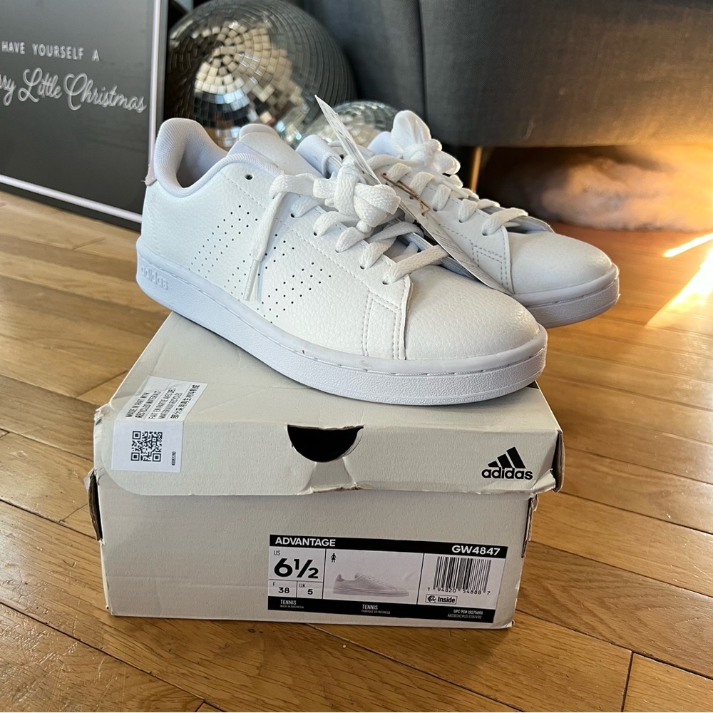 Adidas Advantage Trainer Size 6.5
